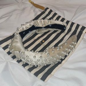 Lele Sadoughi Ivory Velvet Pearl Headband